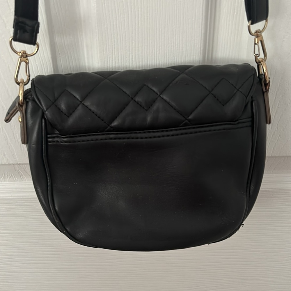 Black quilted texture, vegan leather Crossbody bag by David Jones, Paris - Picture 5 of 8